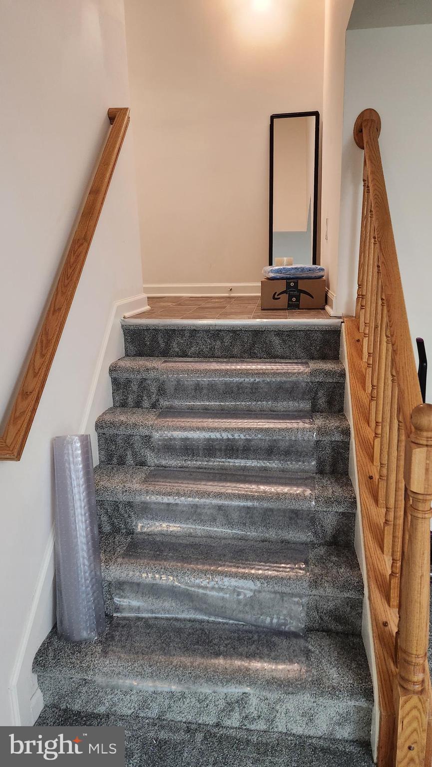 Real estate listing preview #2