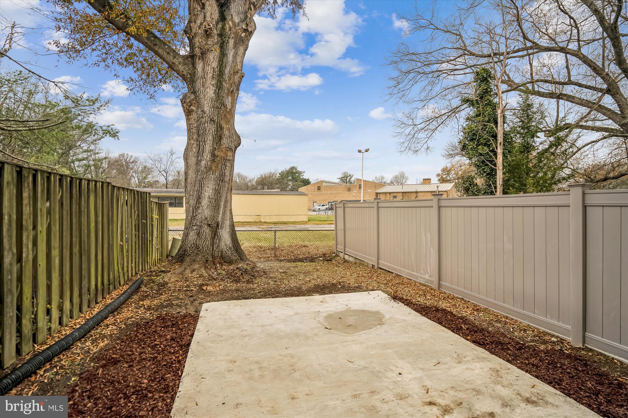 Real estate listing preview #4