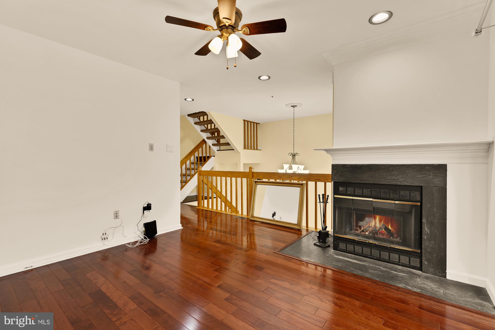 Real estate listing preview #18