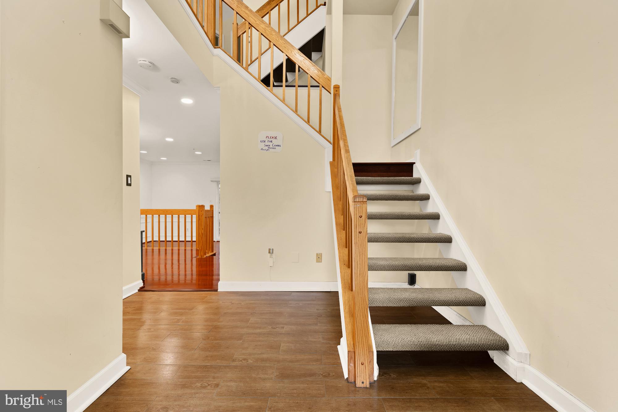 Real estate listing preview #12