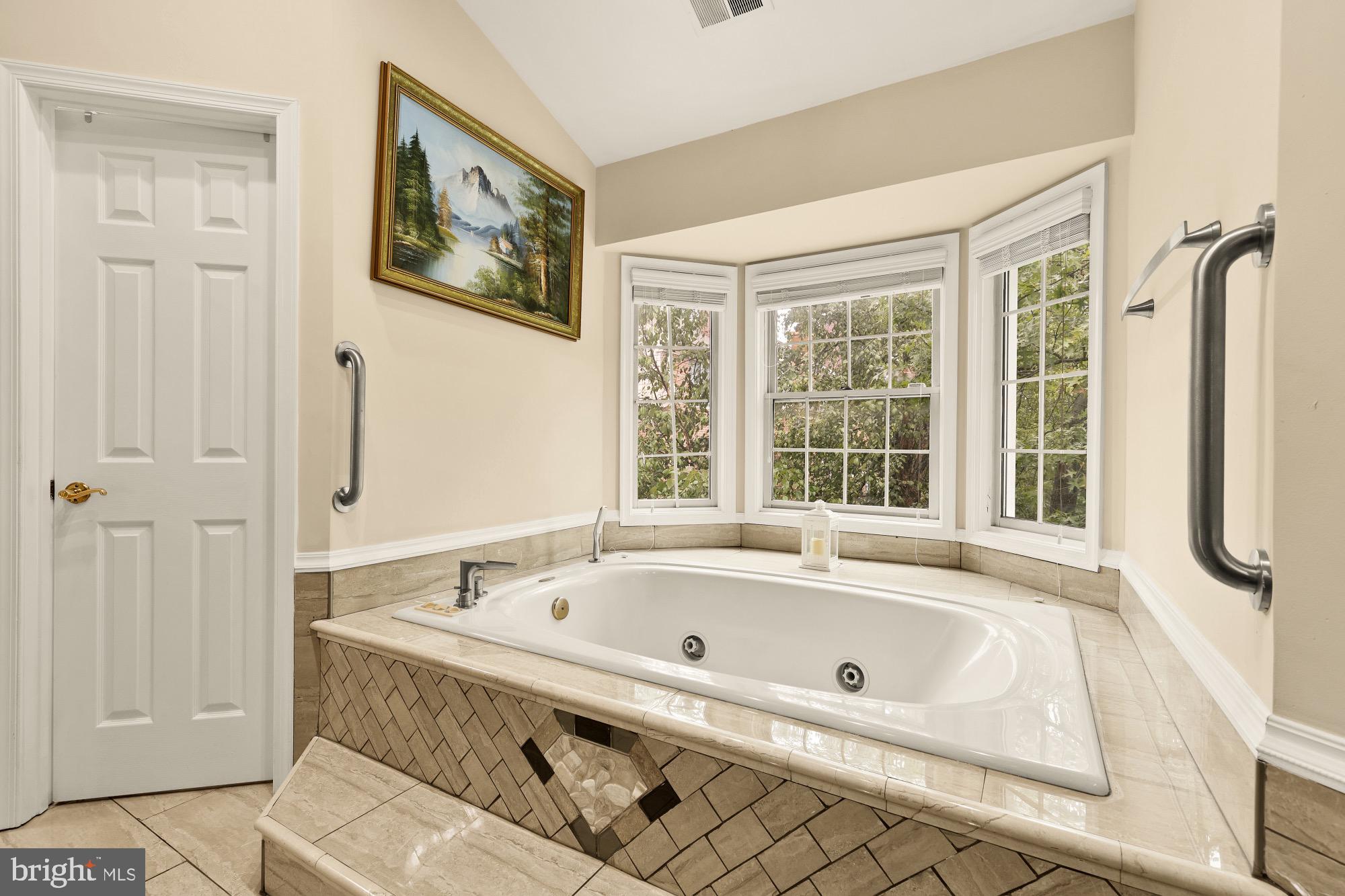 Real estate listing preview #31