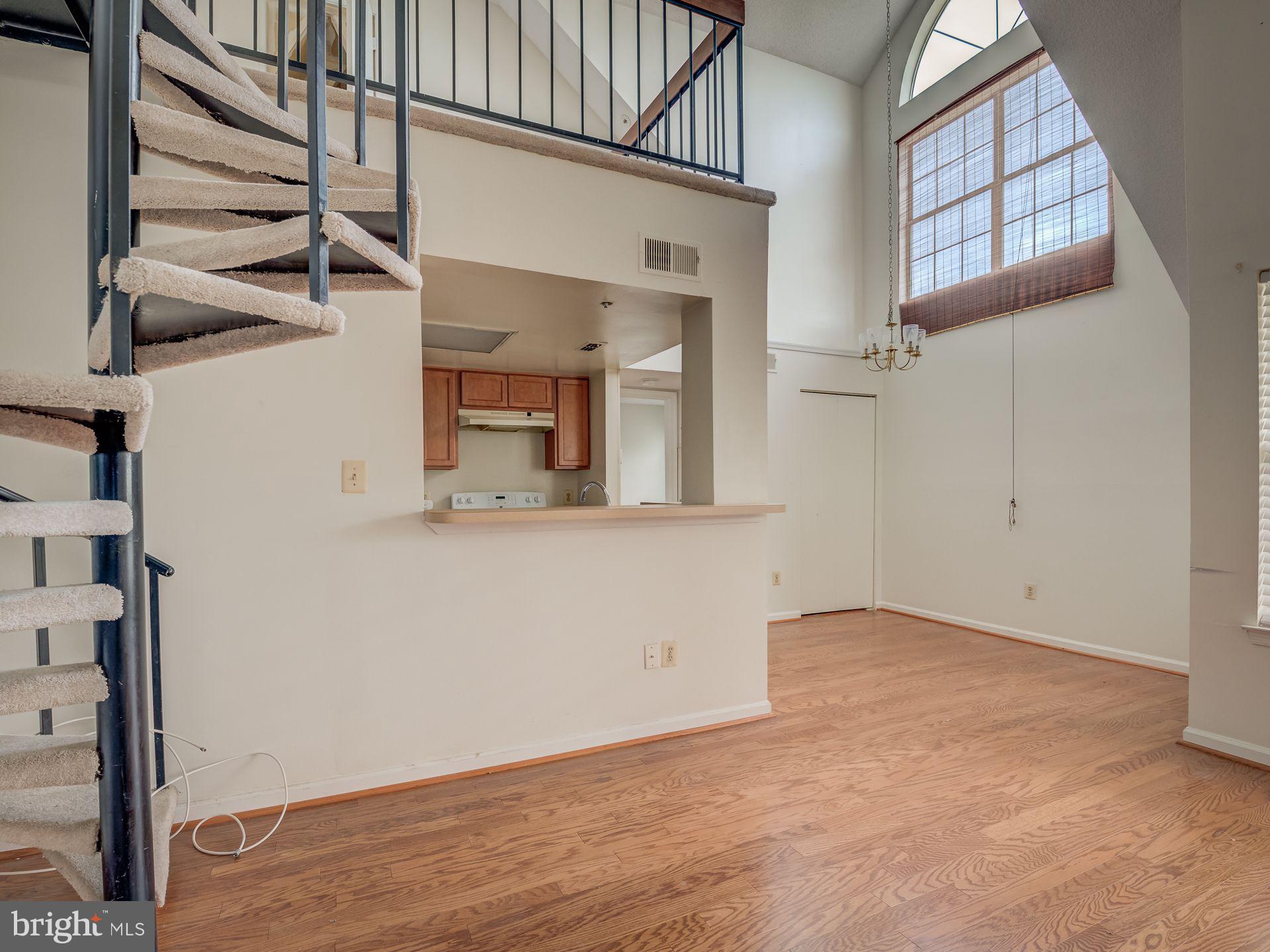 Real estate listing preview #10