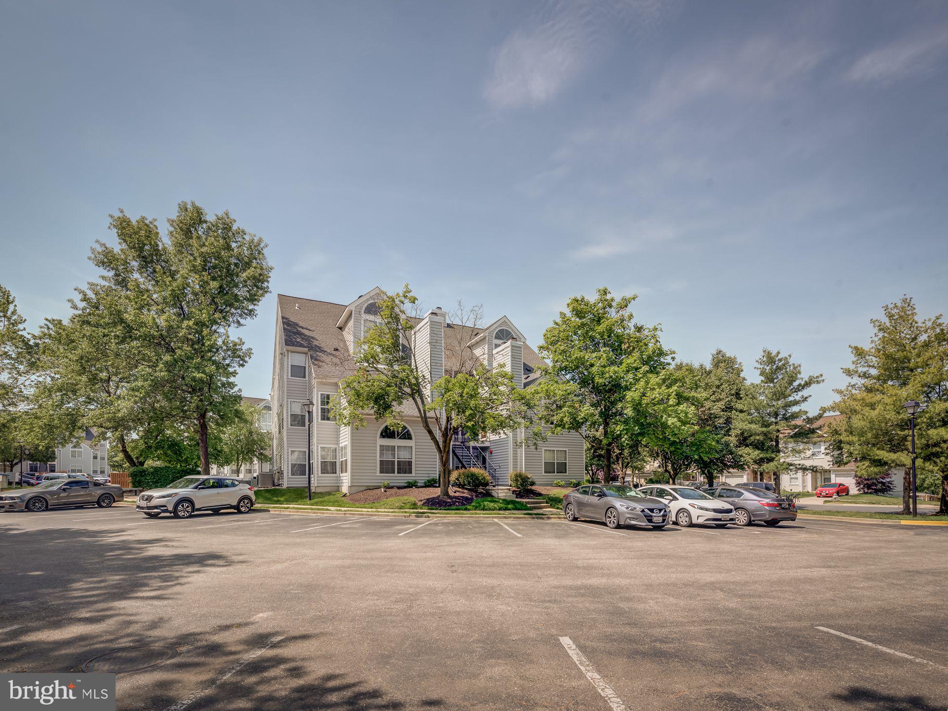 Real estate listing preview #5