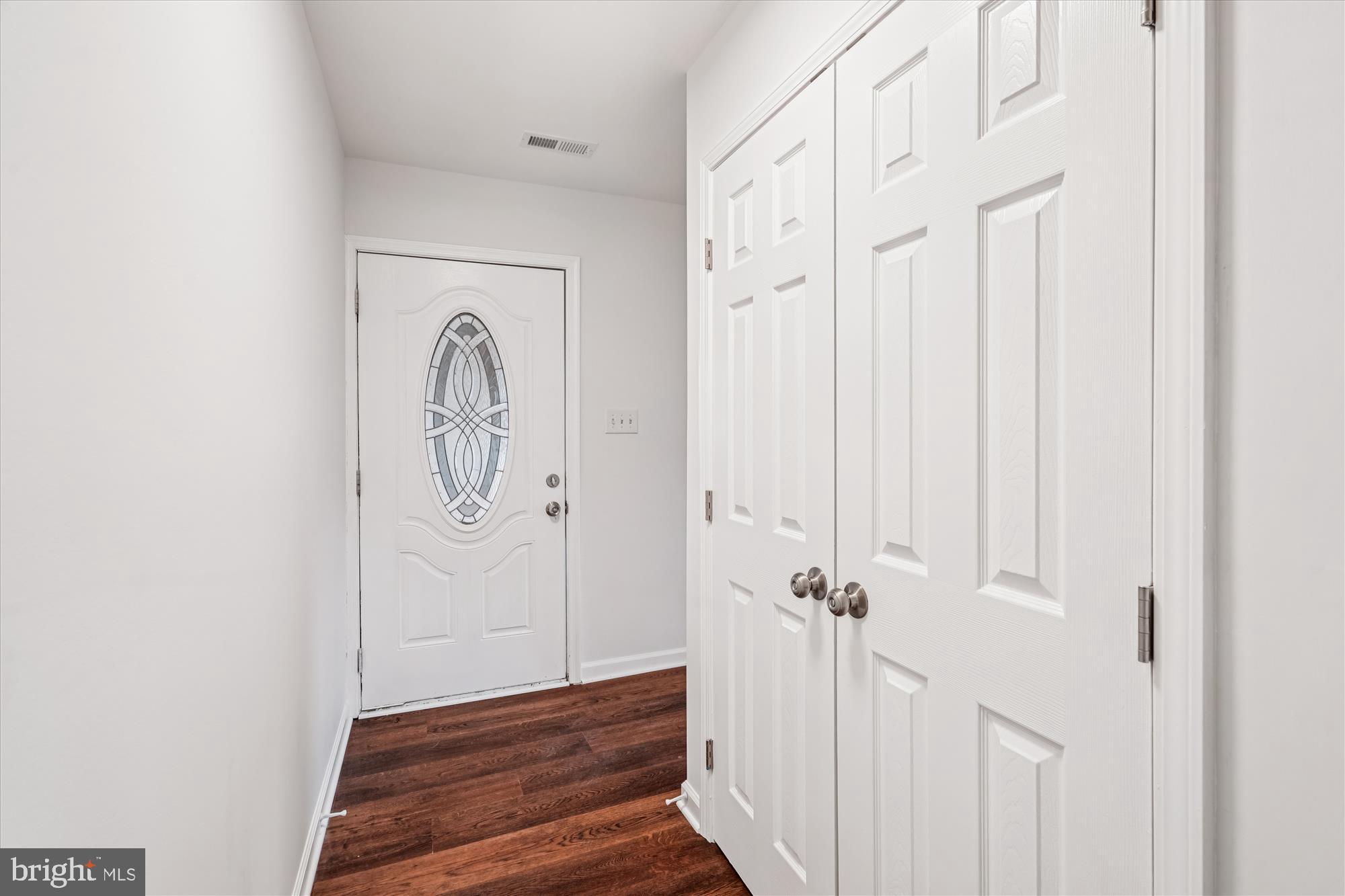 Real estate listing preview #3