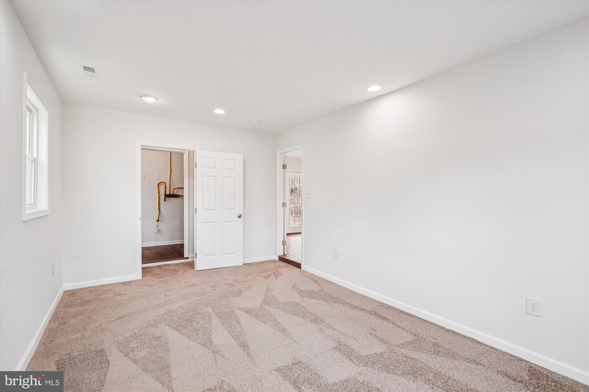 Real estate listing preview #22