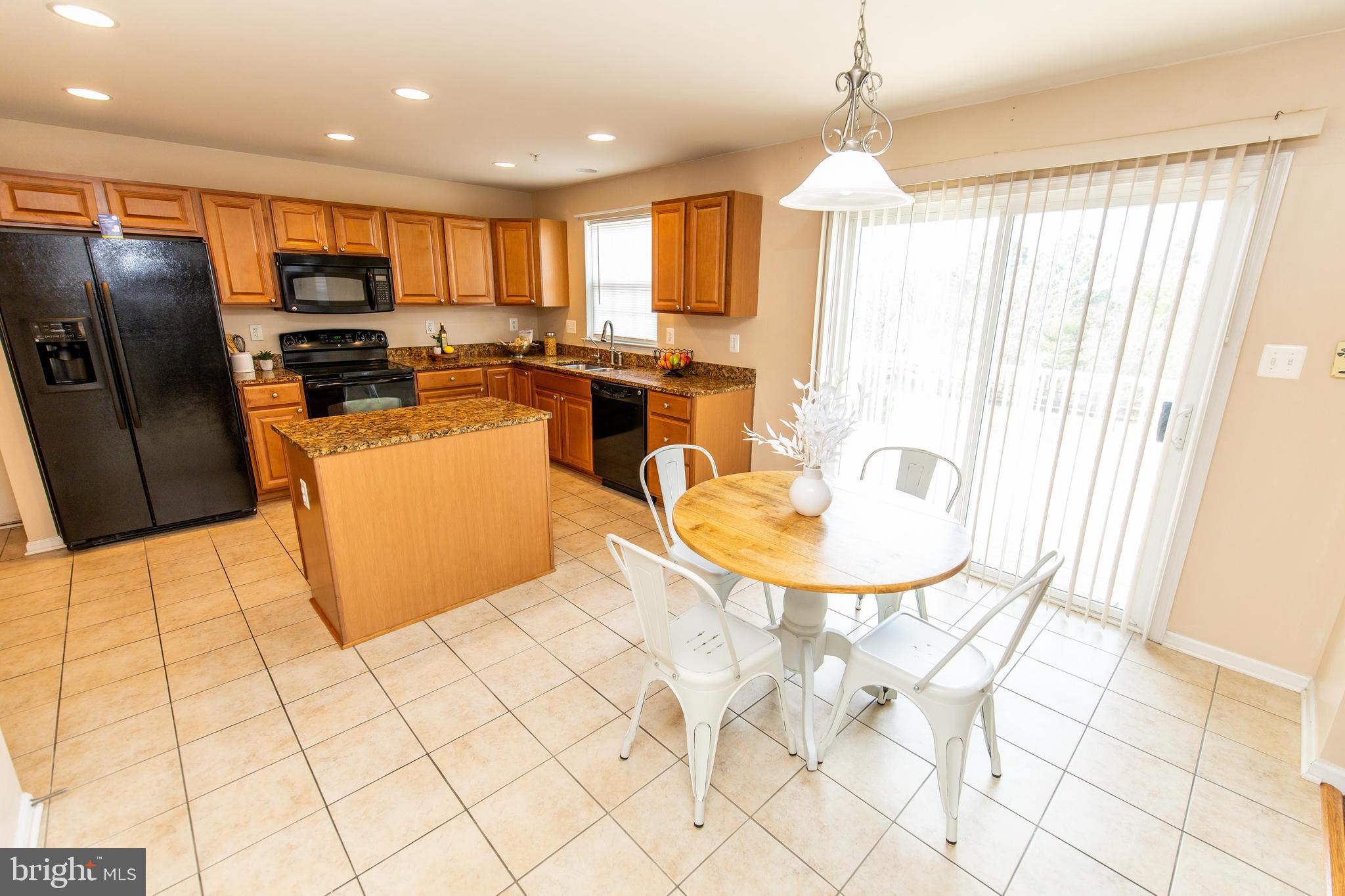 Real estate listing preview #10