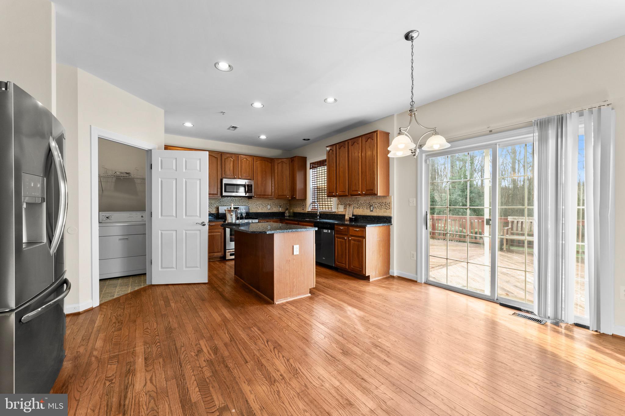 Real estate listing preview #11