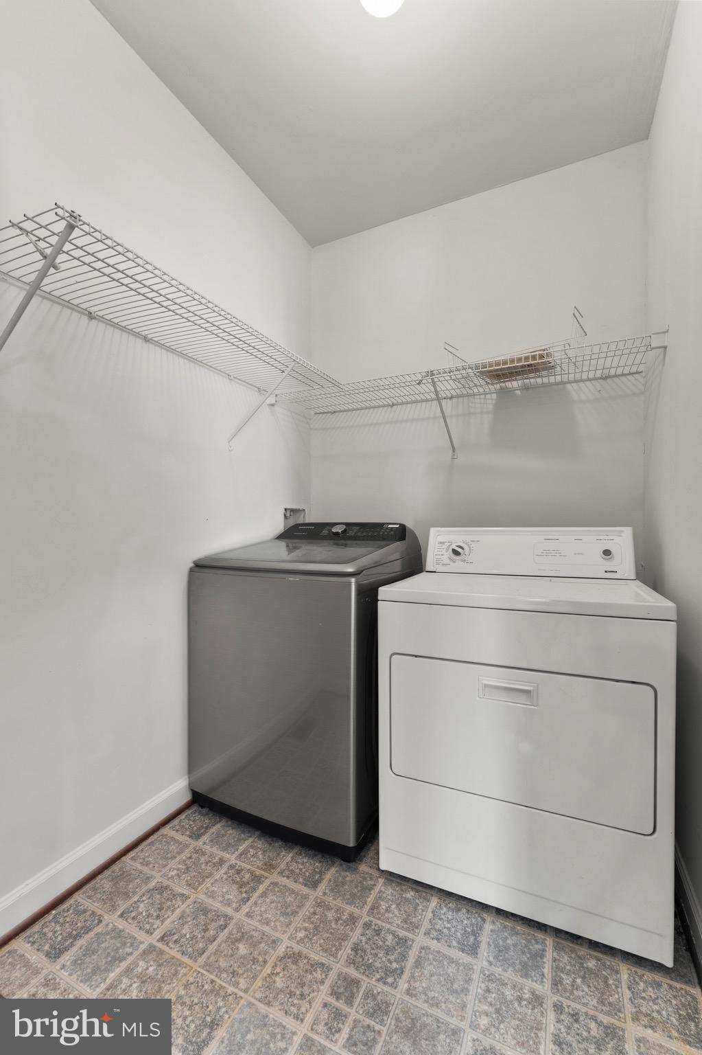 Real estate listing preview #16