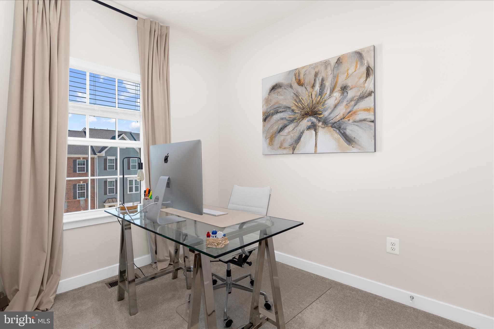 Real estate listing preview #24