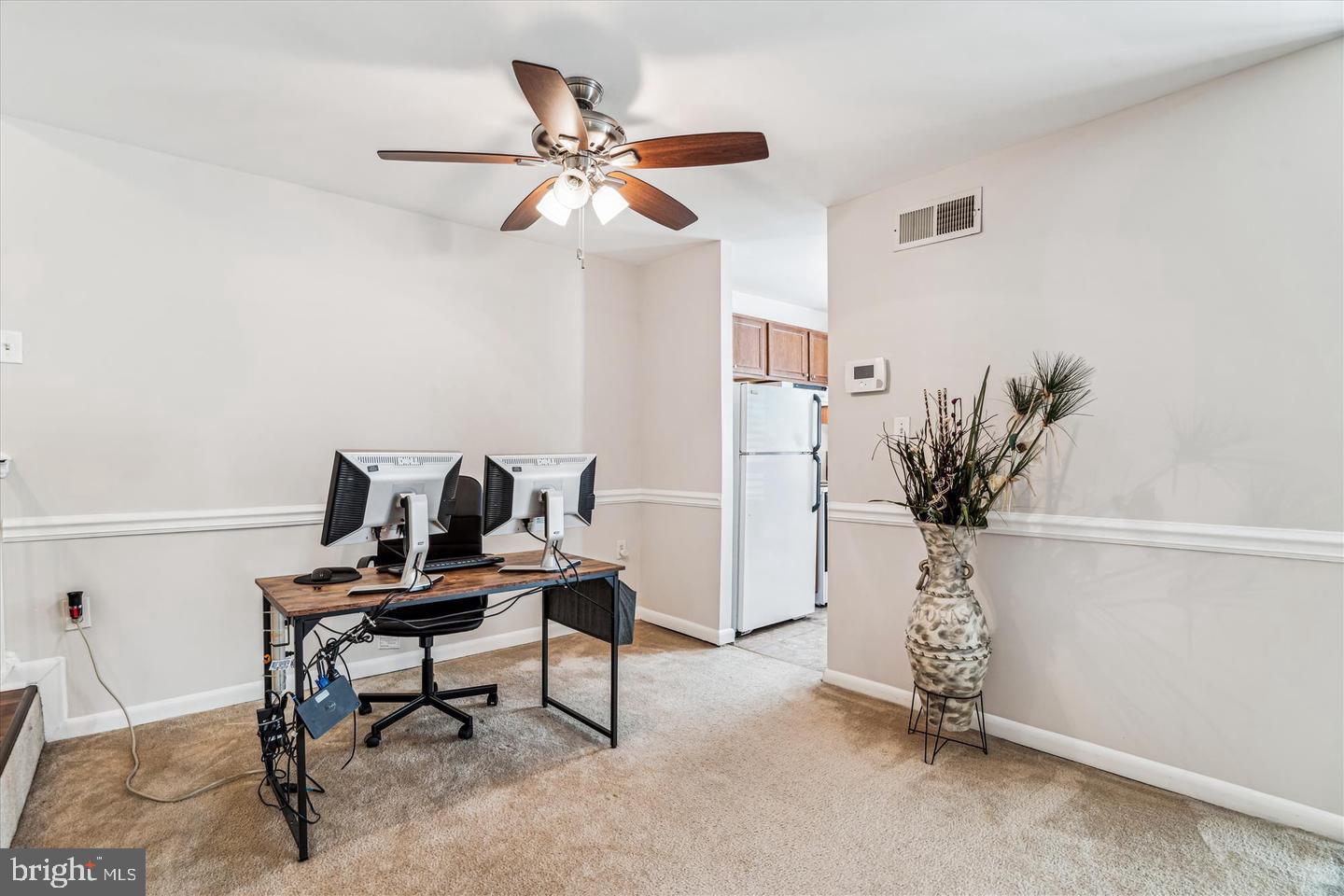 Real estate listing preview #3