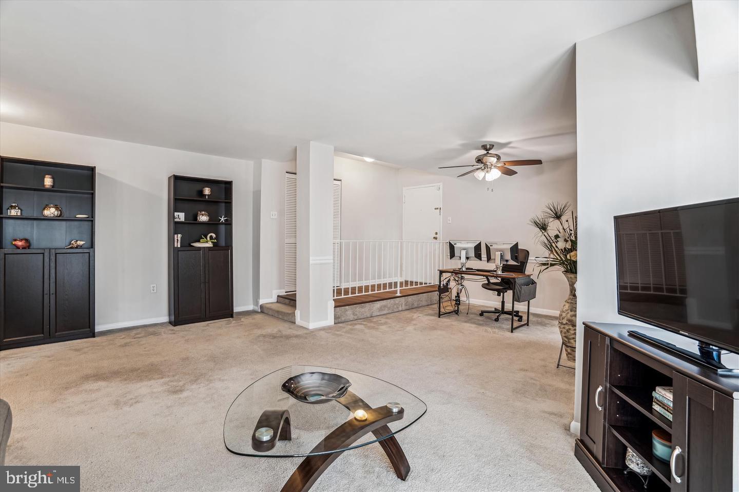 Real estate listing preview #8