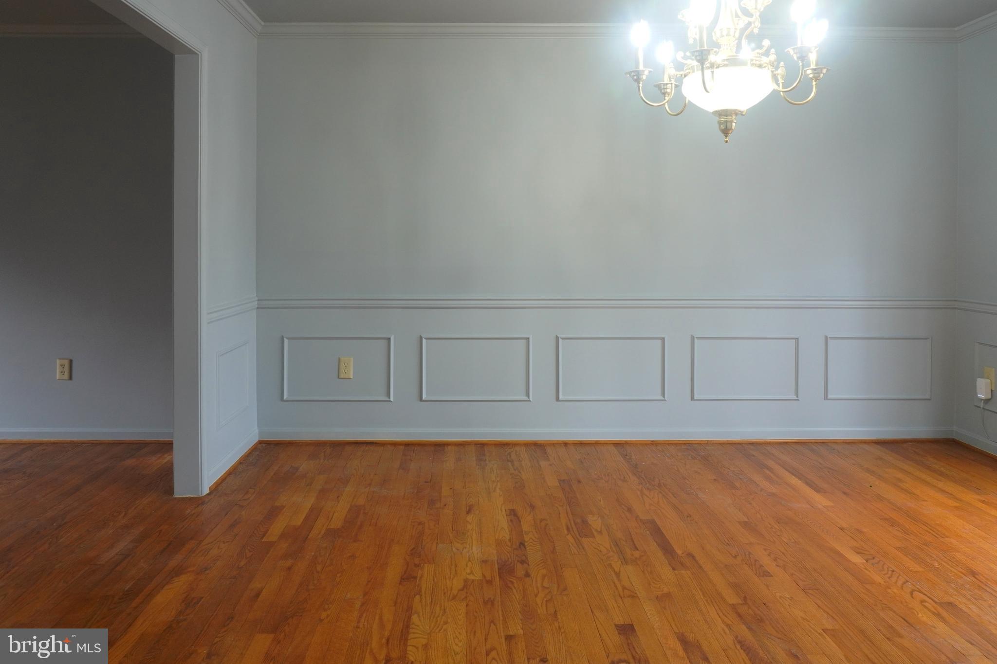 Real estate listing preview #16