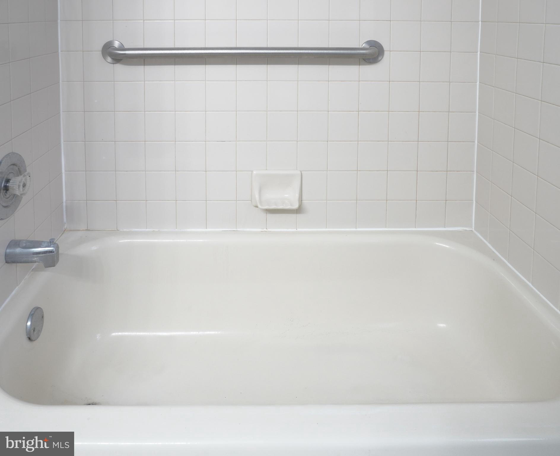 Real estate listing preview #4