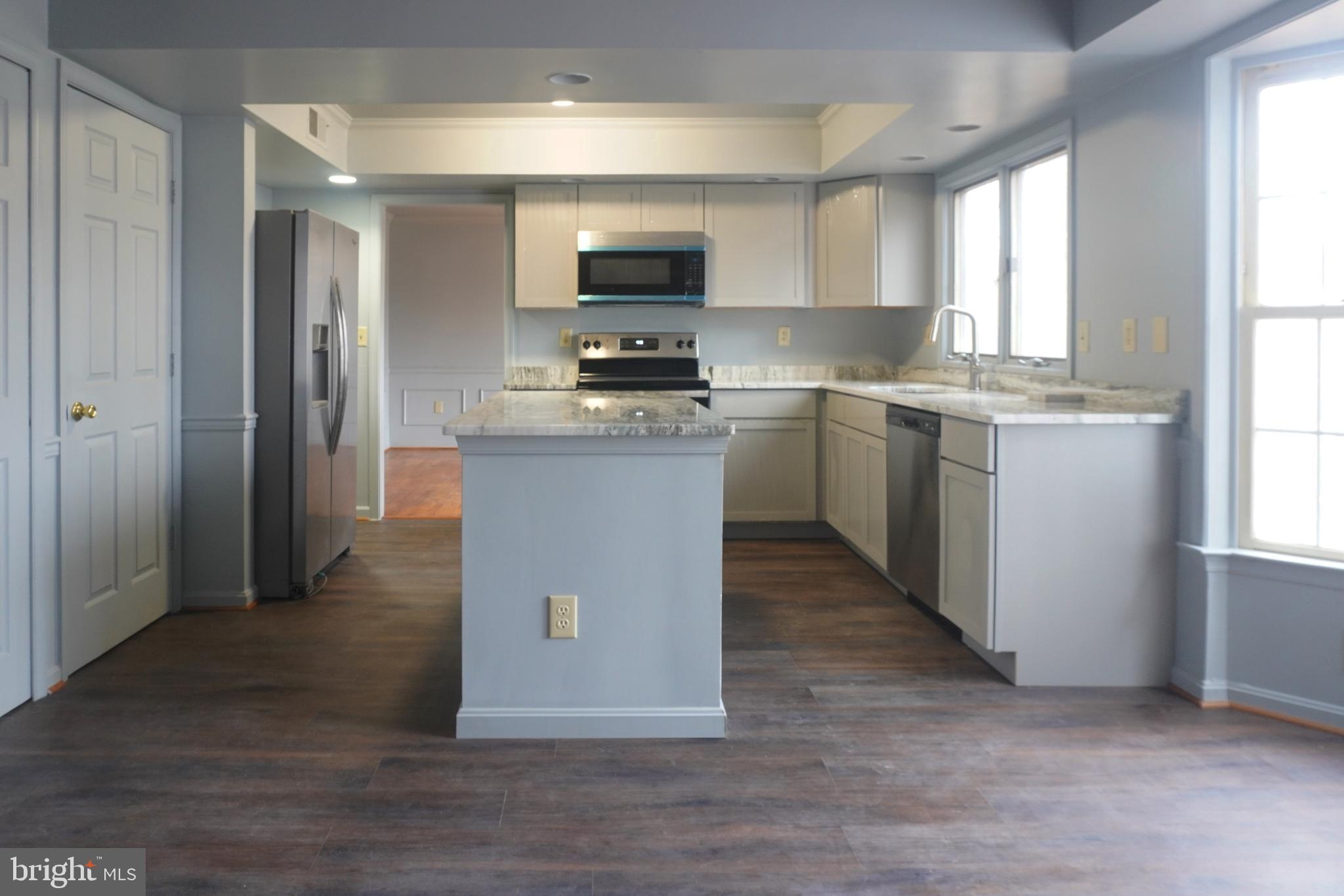 Real estate listing preview #18