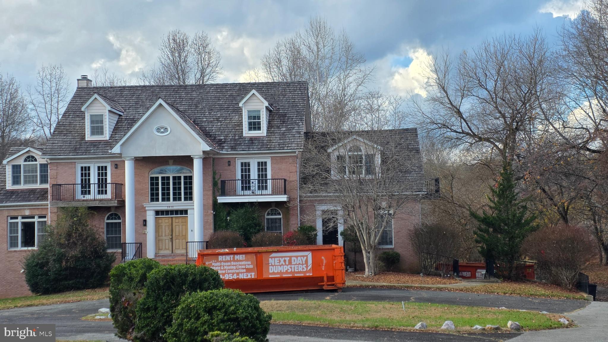 Real estate listing preview #4