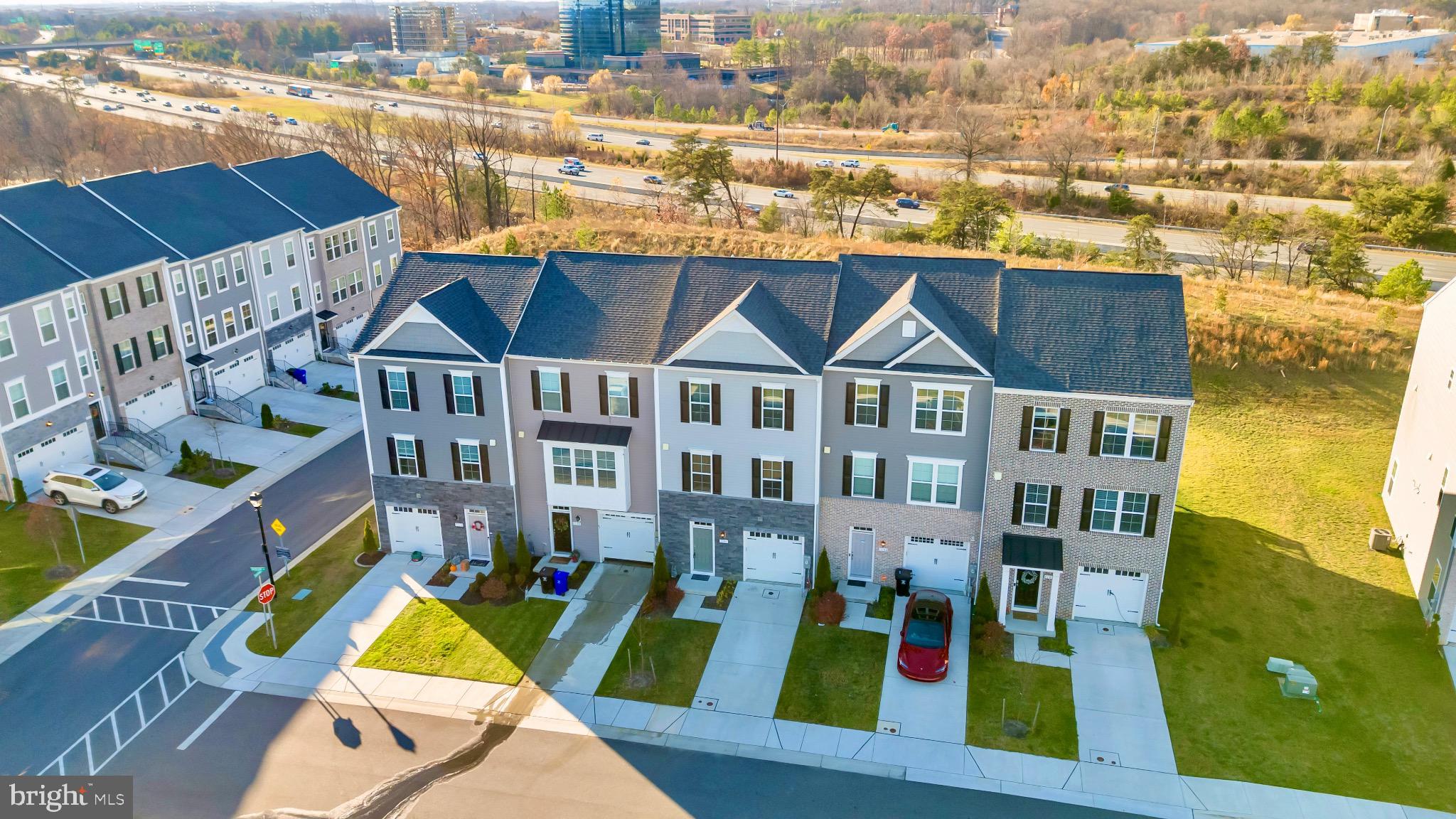 Real estate listing preview #5