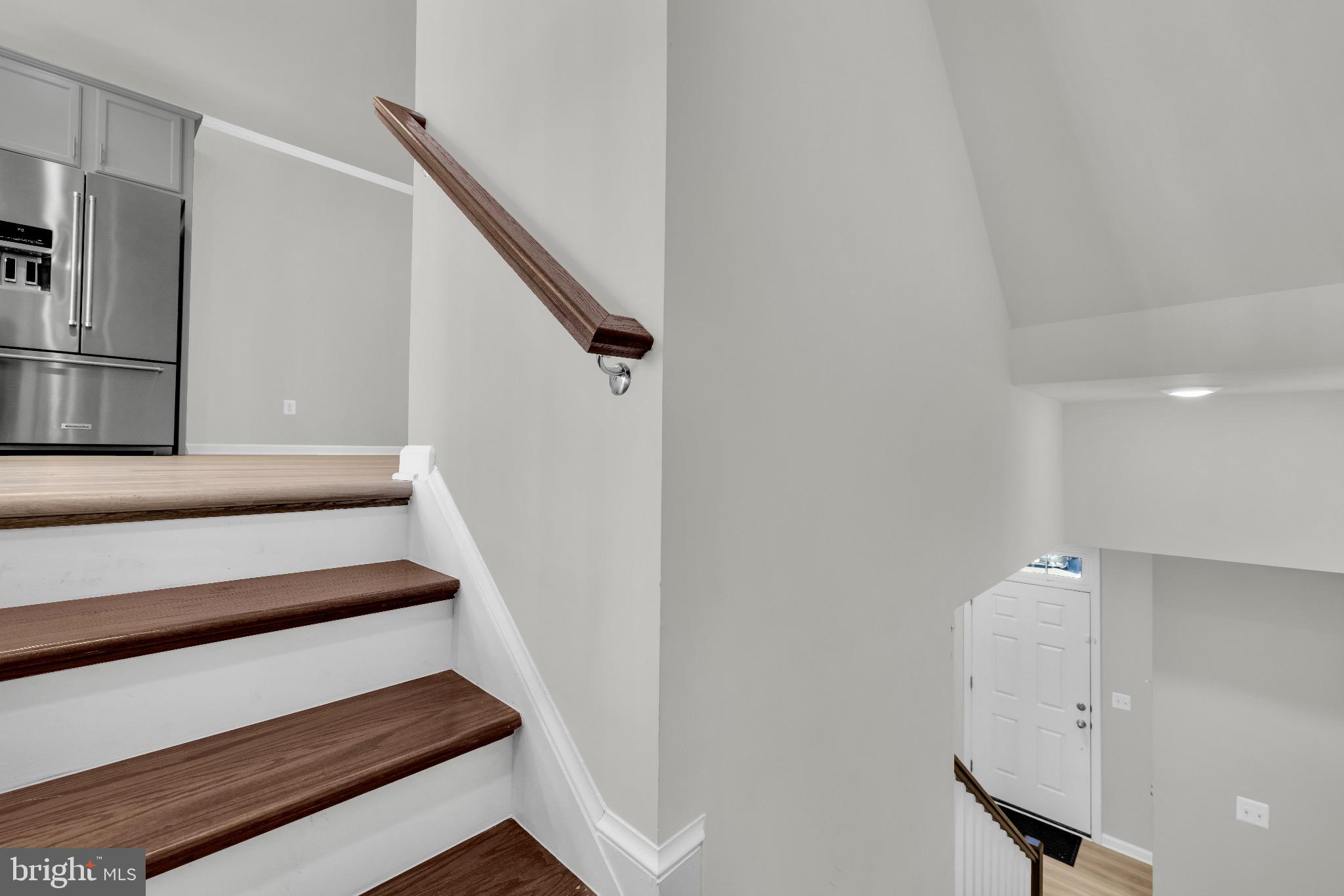 Real estate listing preview #11