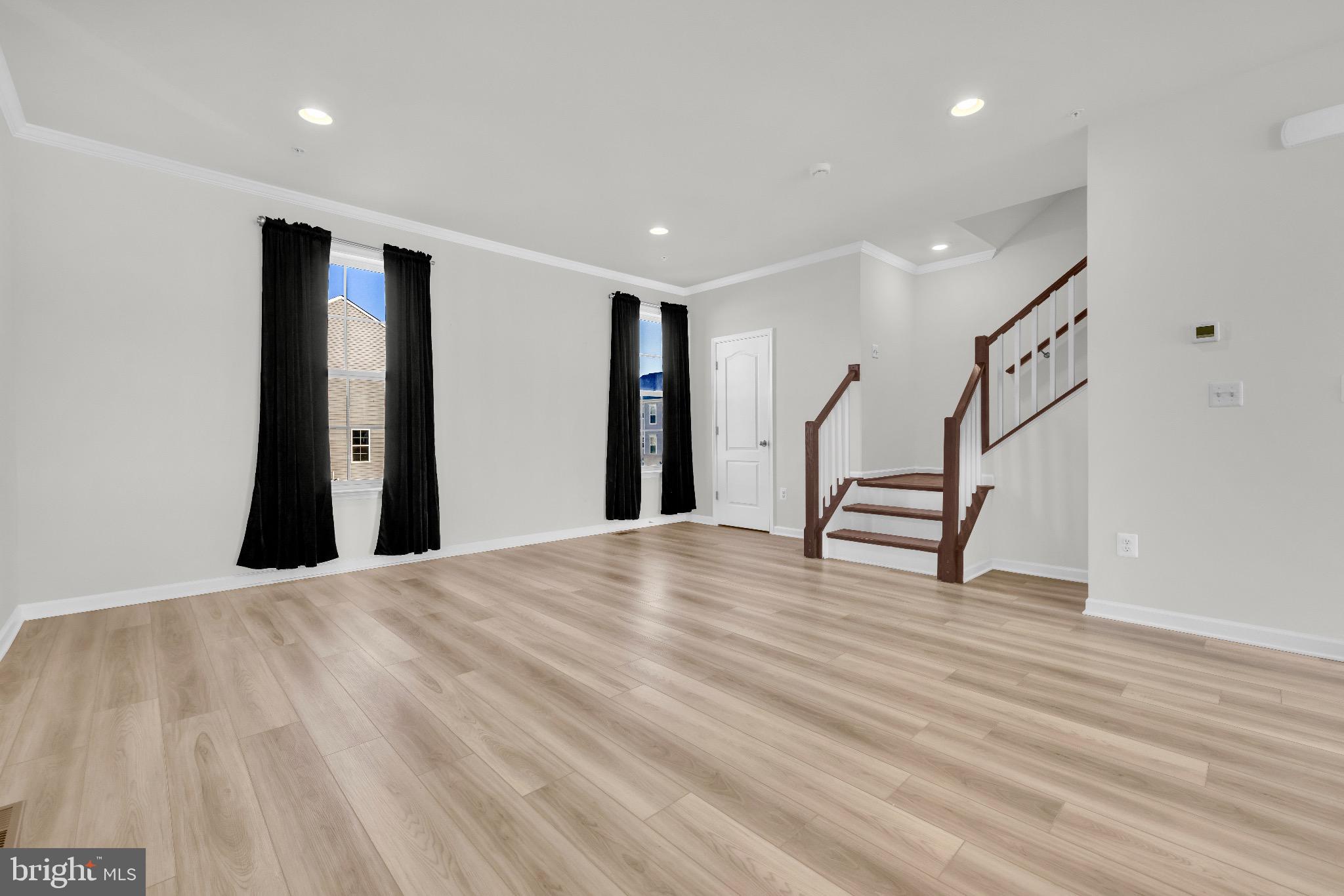 Real estate listing preview #28