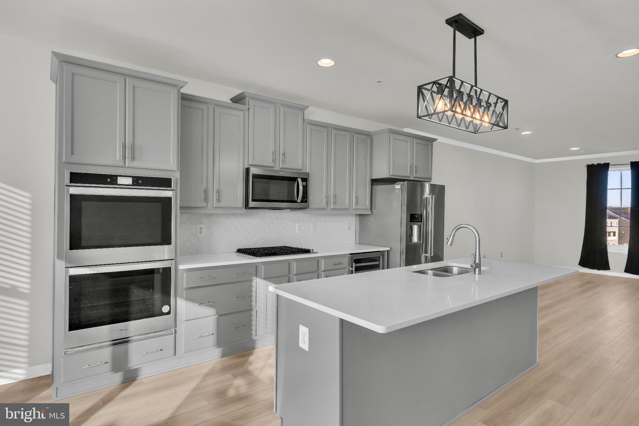 Real estate listing preview #17