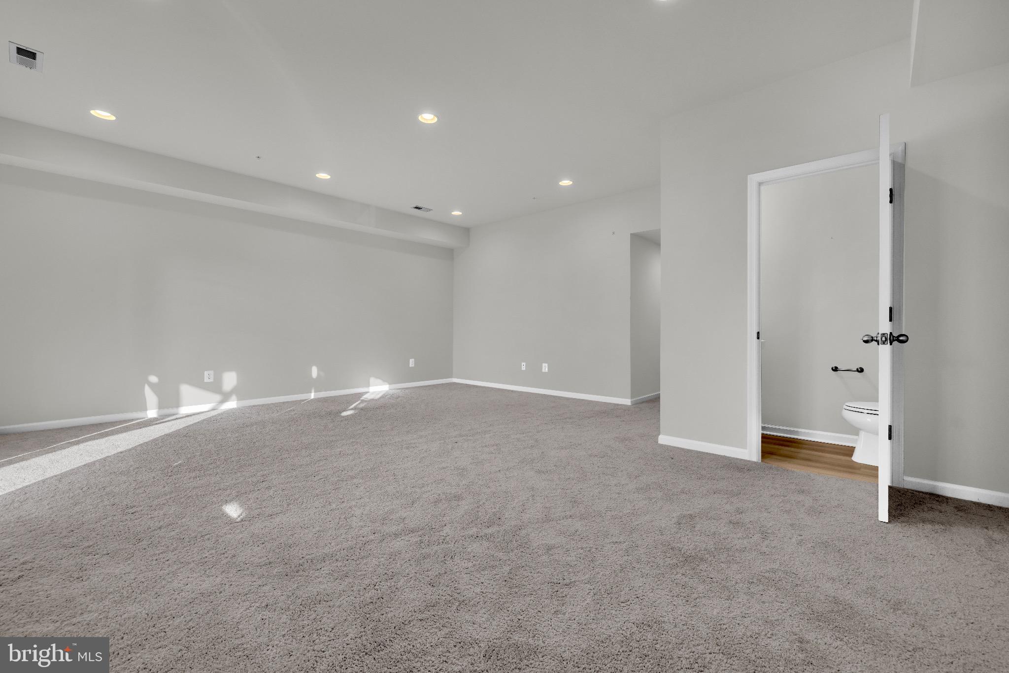 Real estate listing preview #54