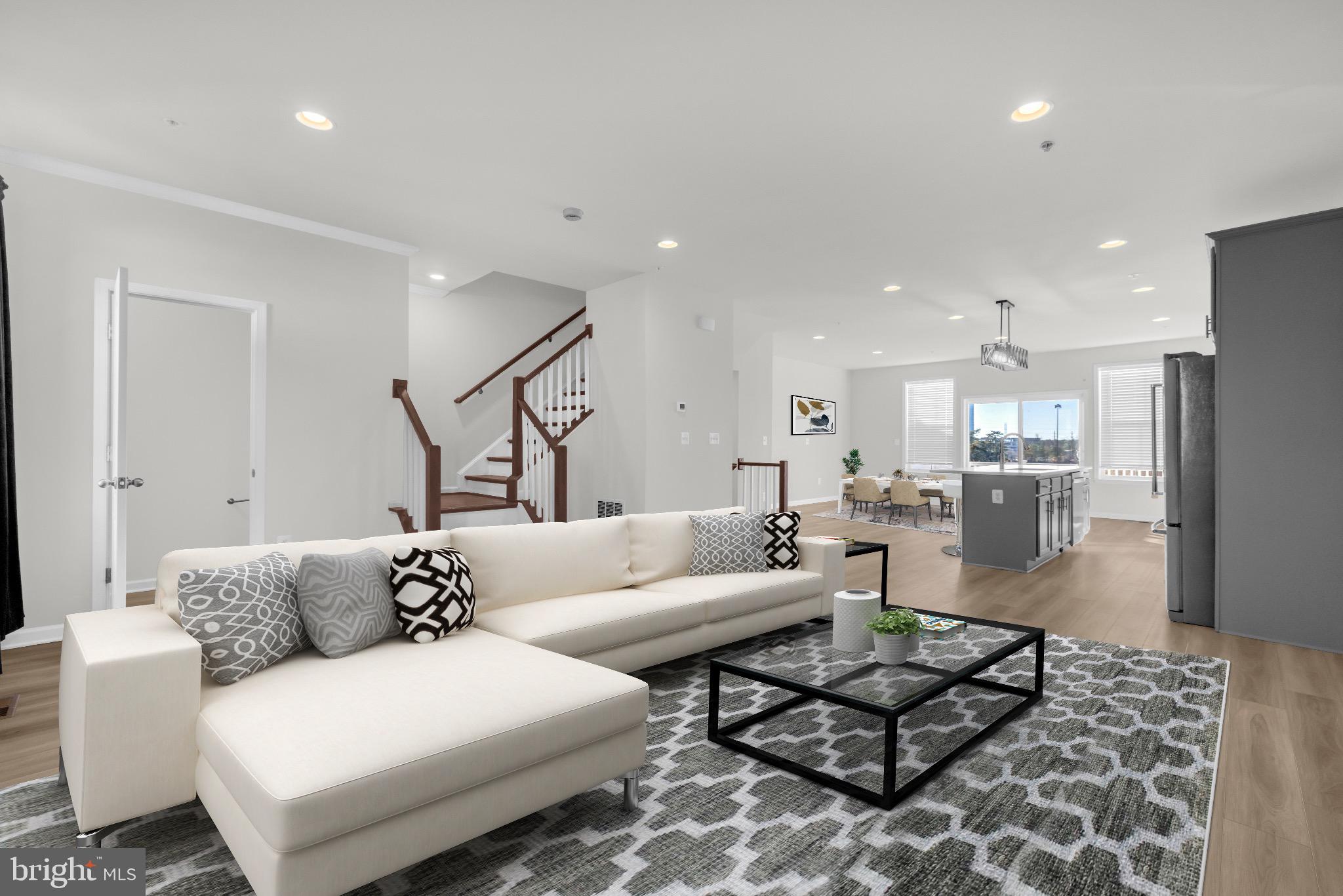 Real estate listing preview #25