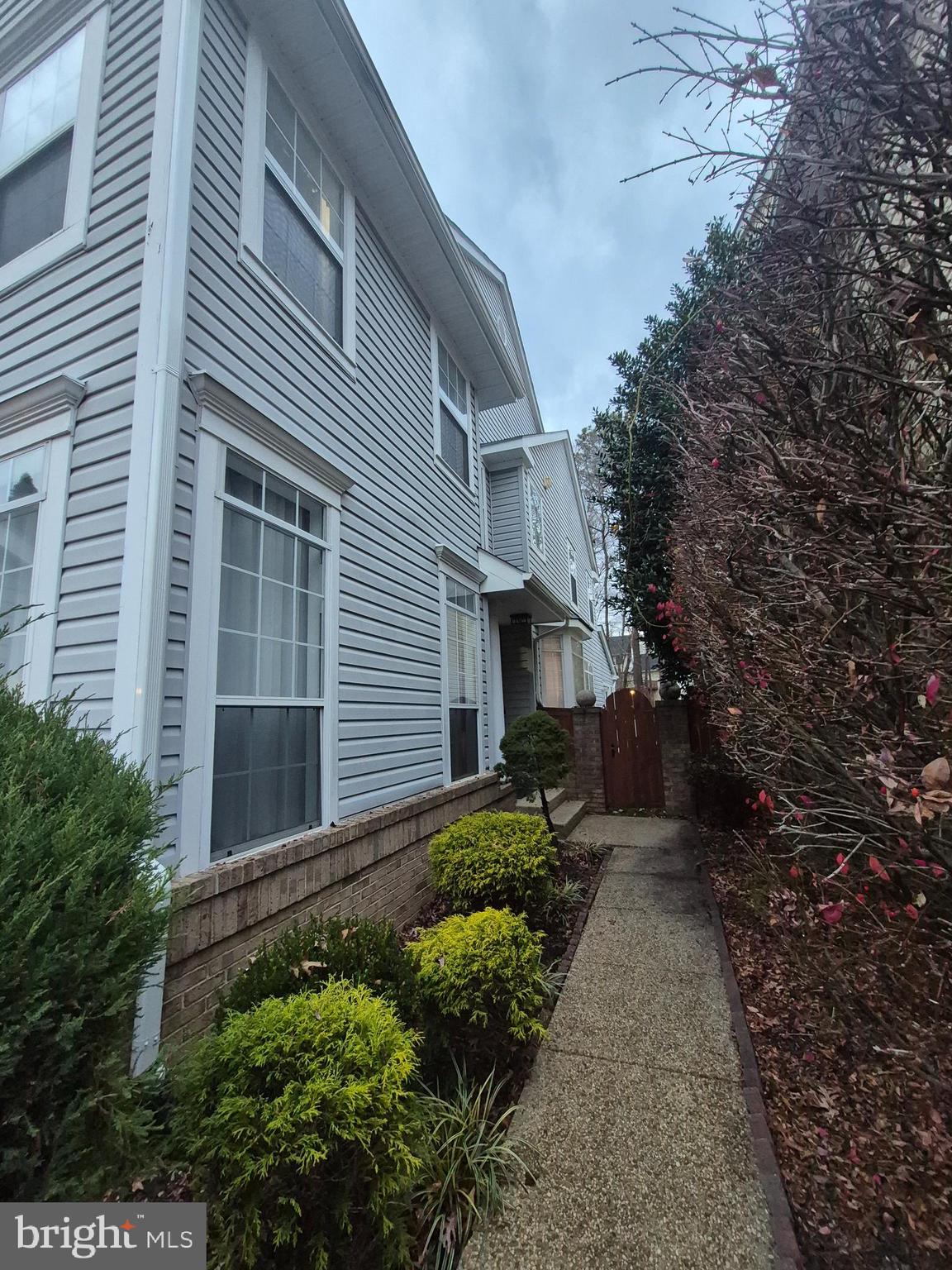 Real estate listing preview #4