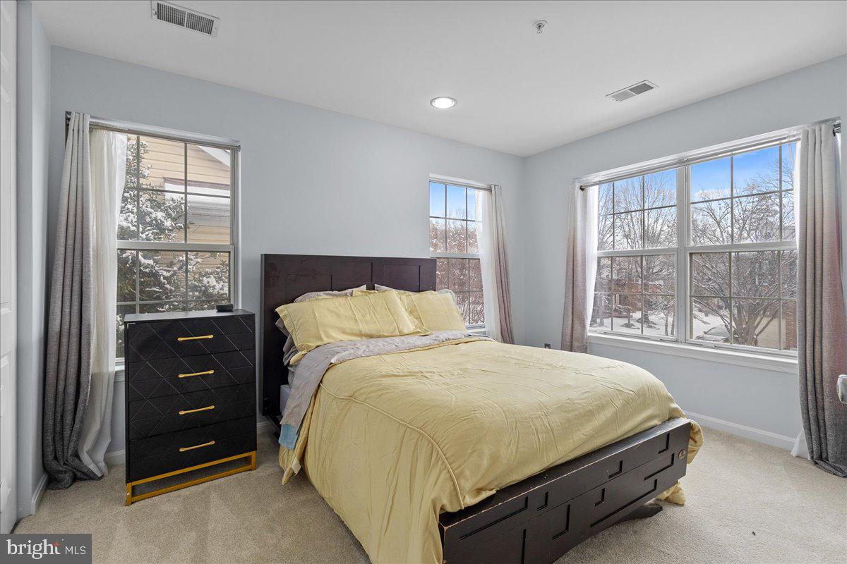 Real estate listing preview #32