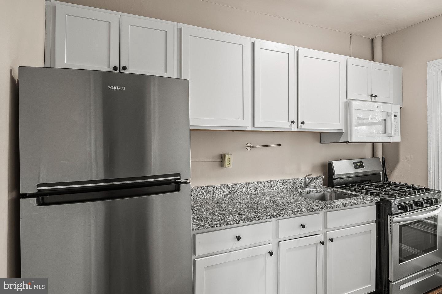 Real estate listing preview #7