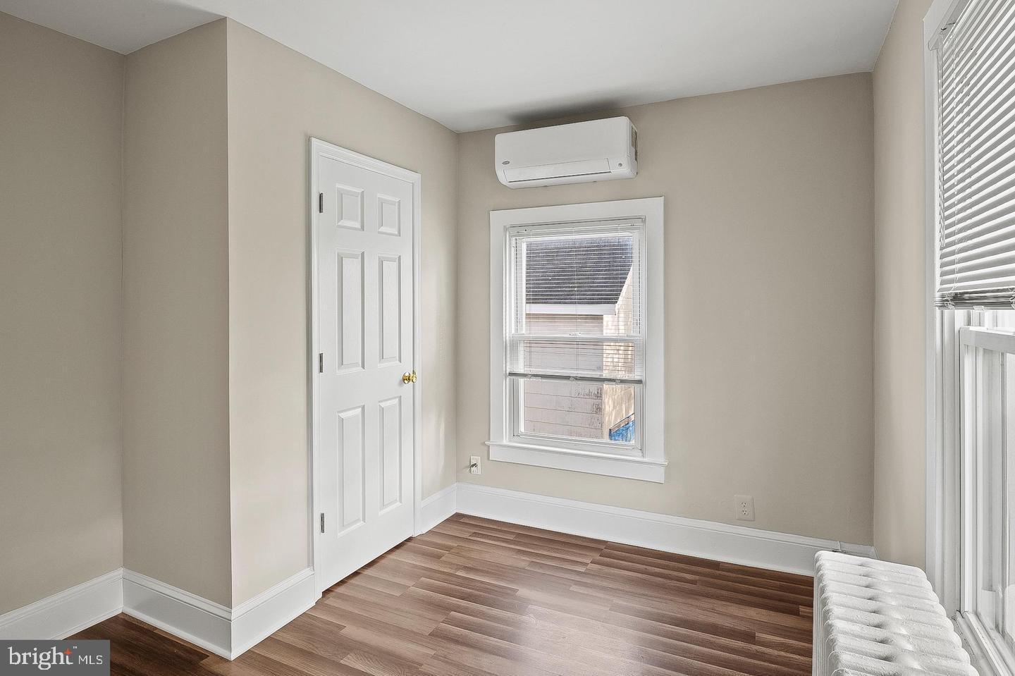 Real estate listing preview #15