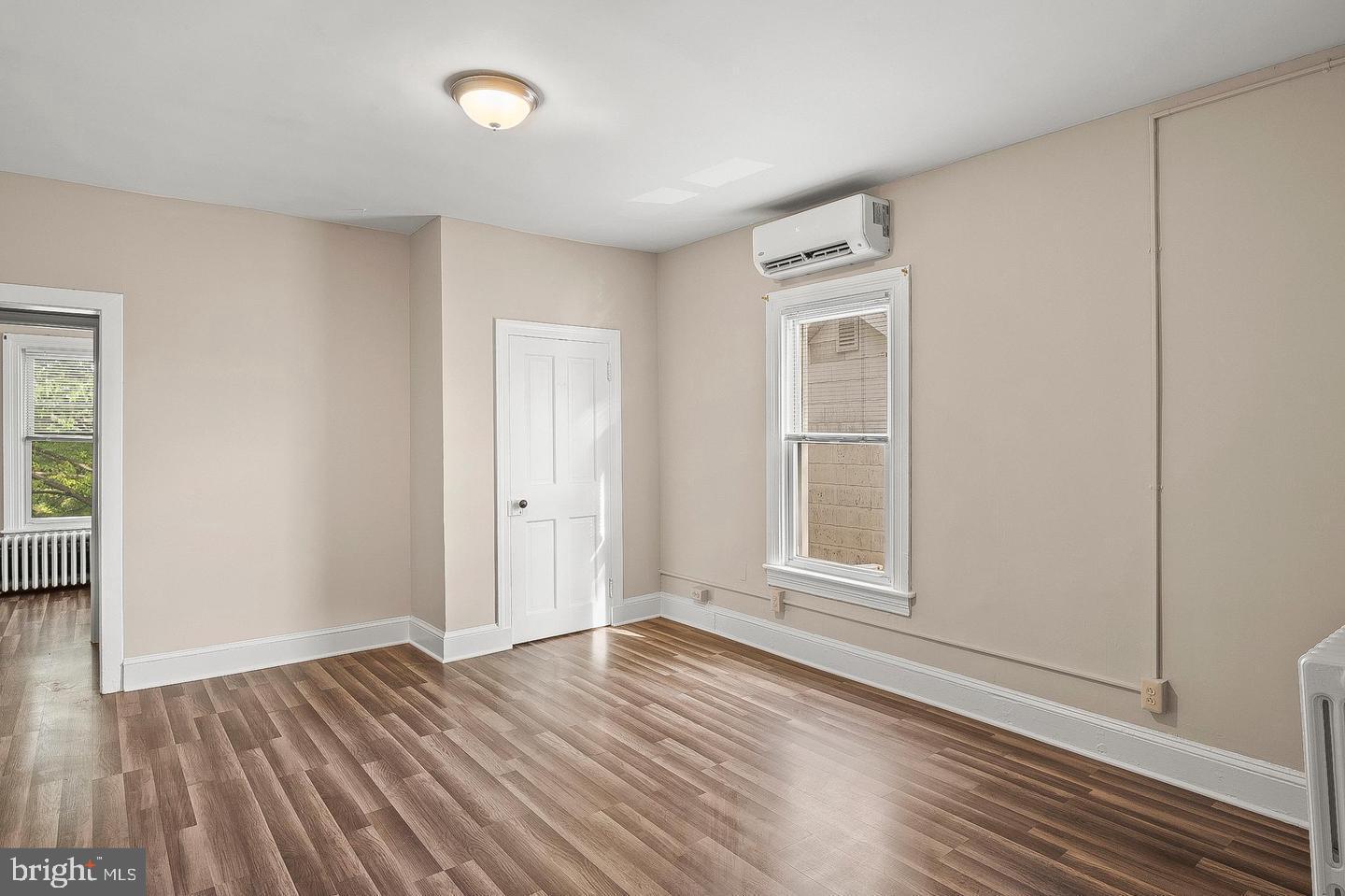 Real estate listing preview #5