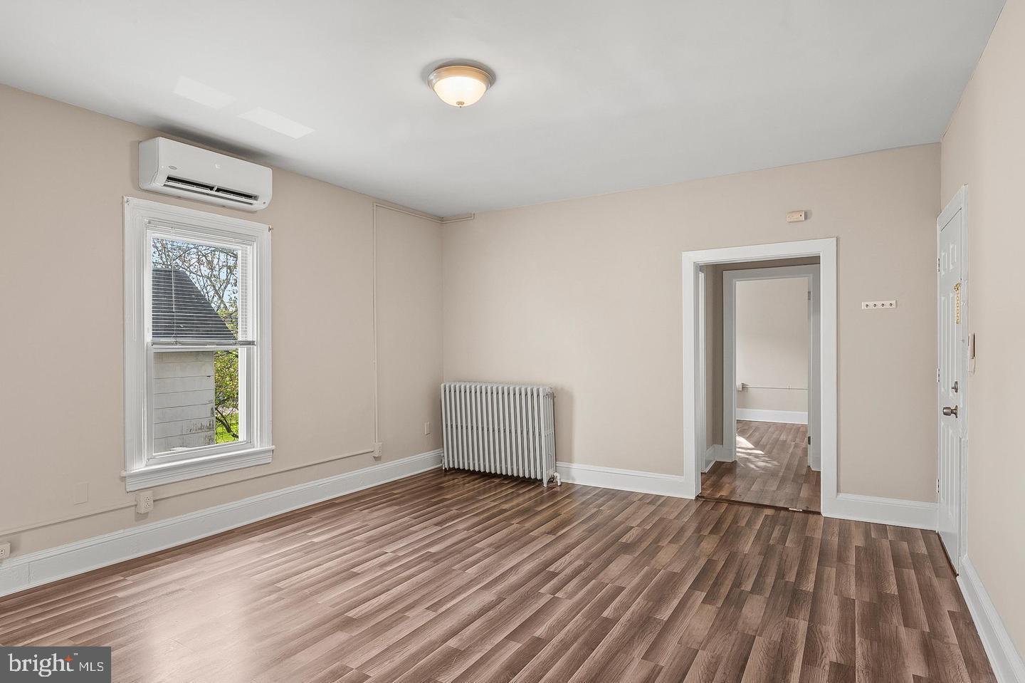 Real estate listing preview #6