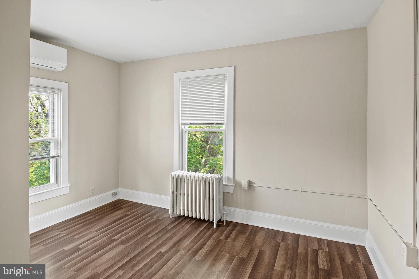 Real estate listing preview #16