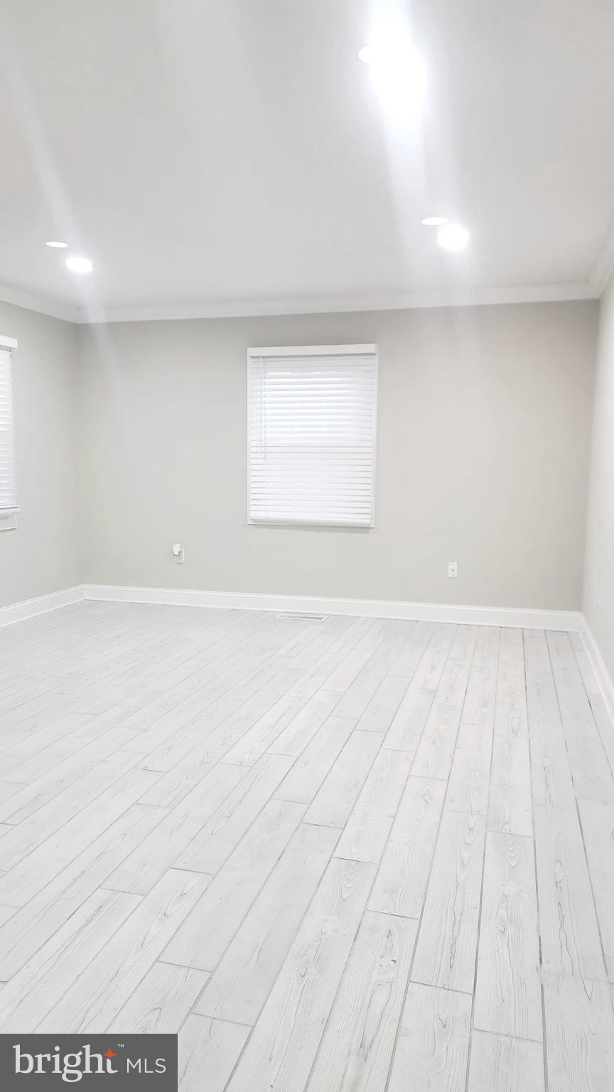 Real estate listing preview #10