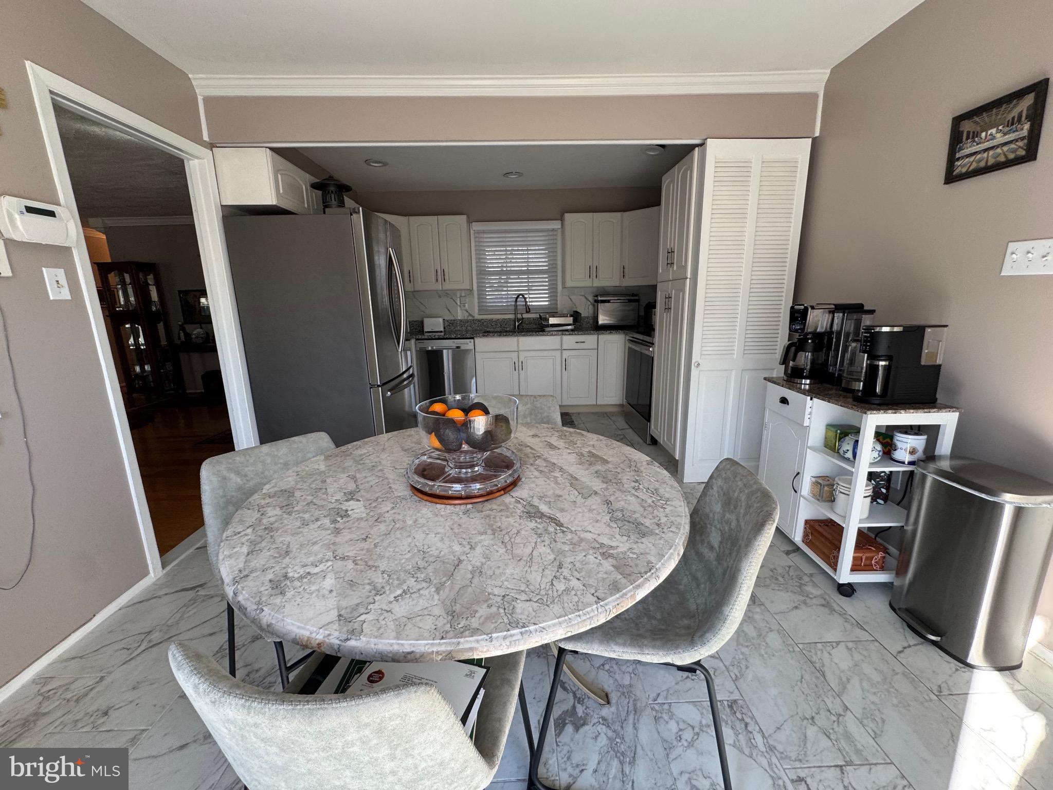 Real estate listing preview #12