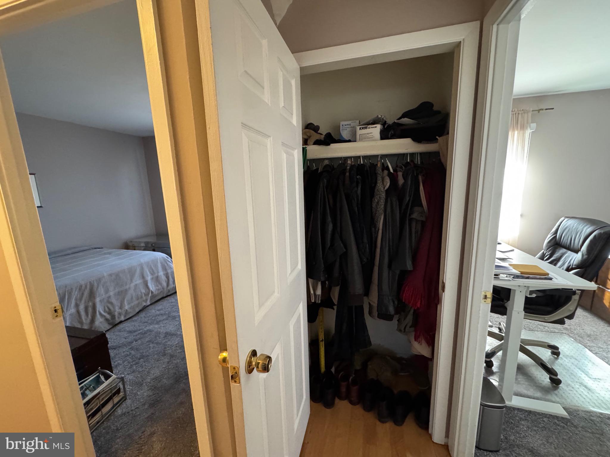 Real estate listing preview #24