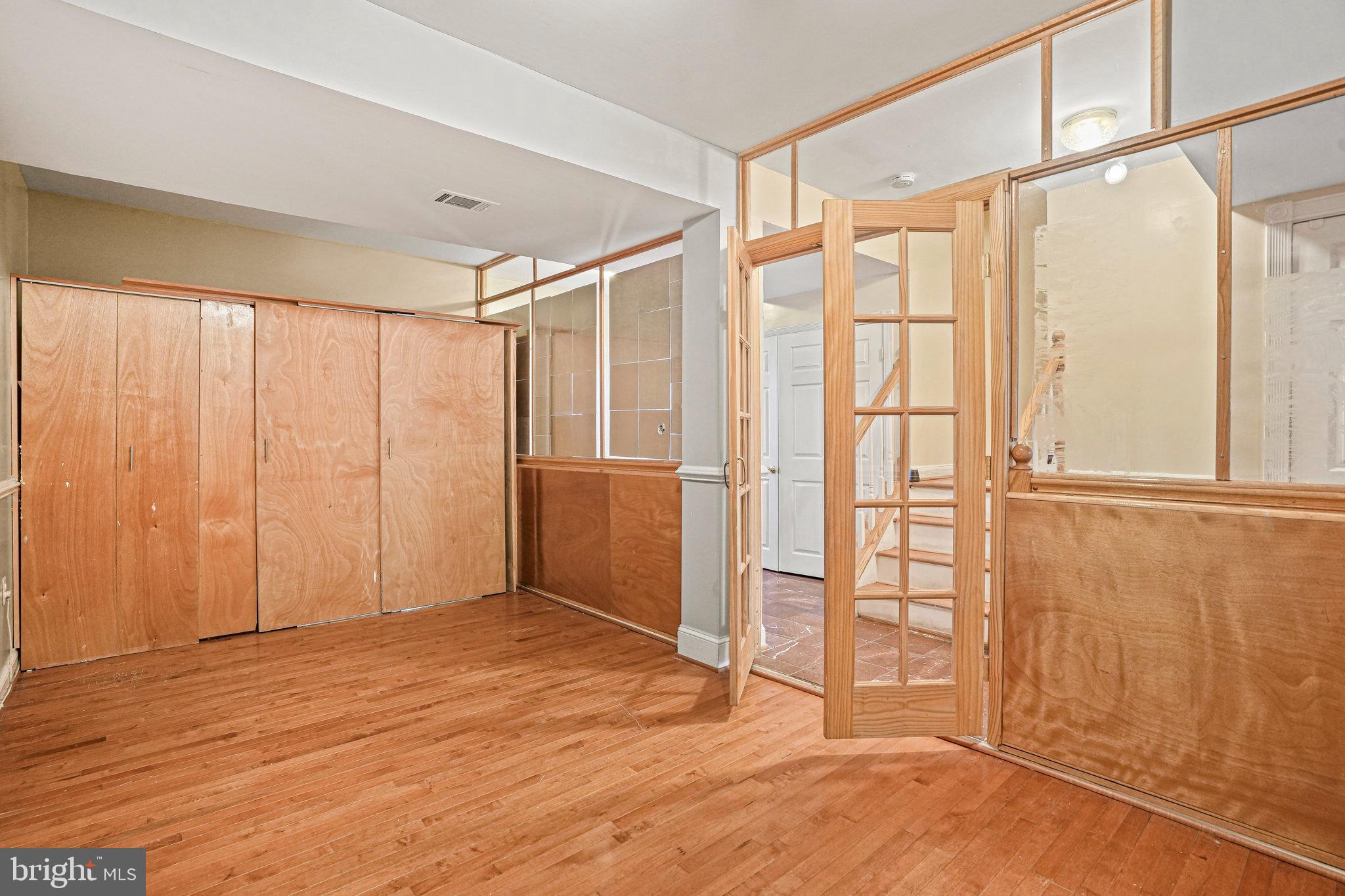 Real estate listing preview #9