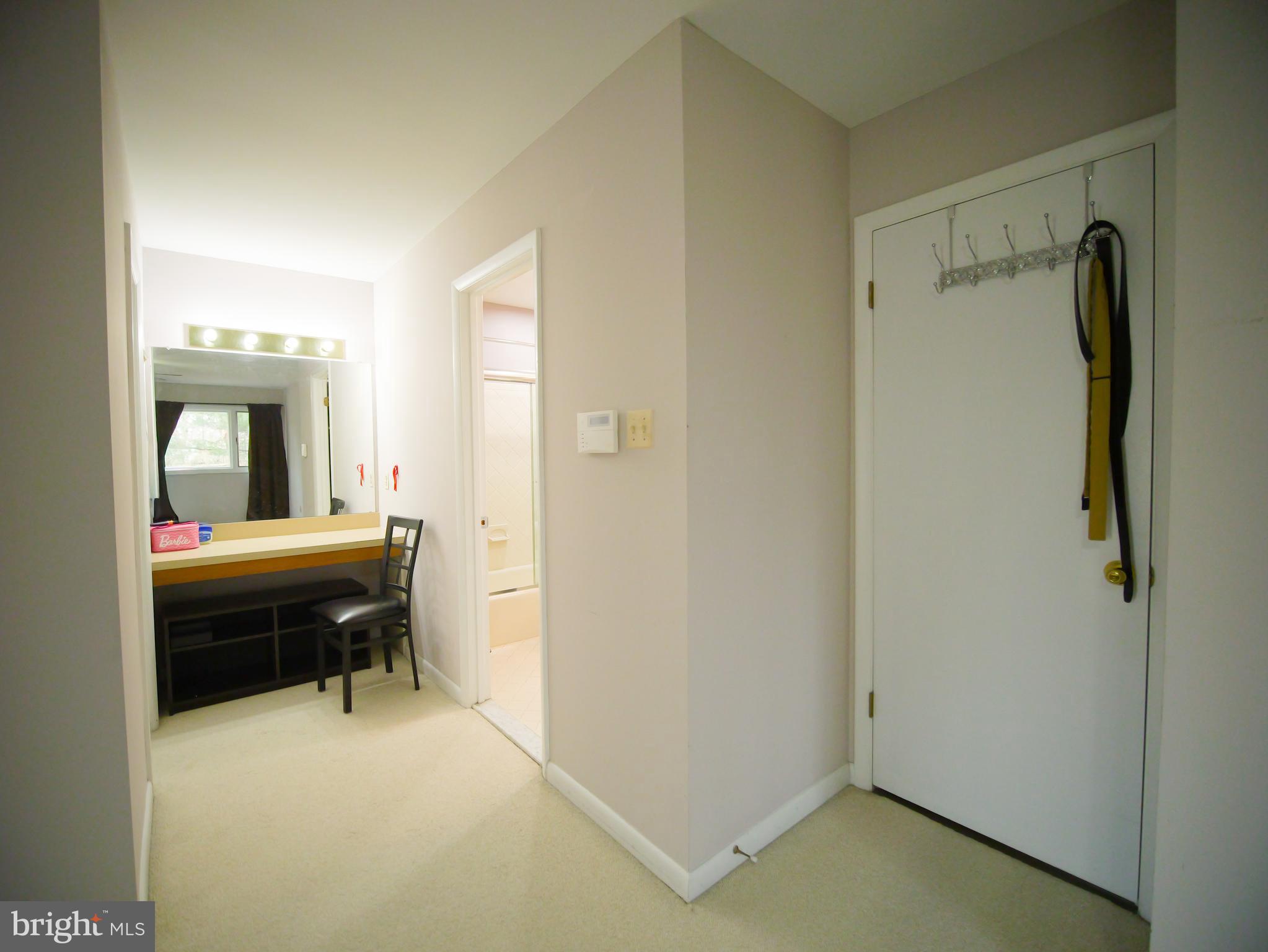 Real estate listing preview #17