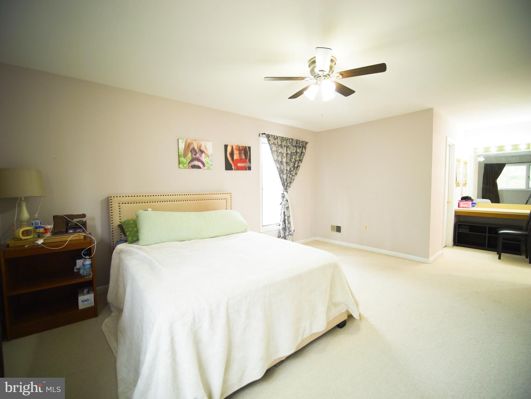 Real estate listing preview #15