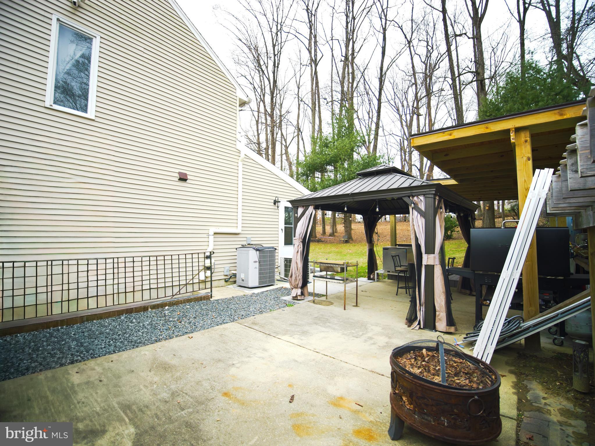 Real estate listing preview #32