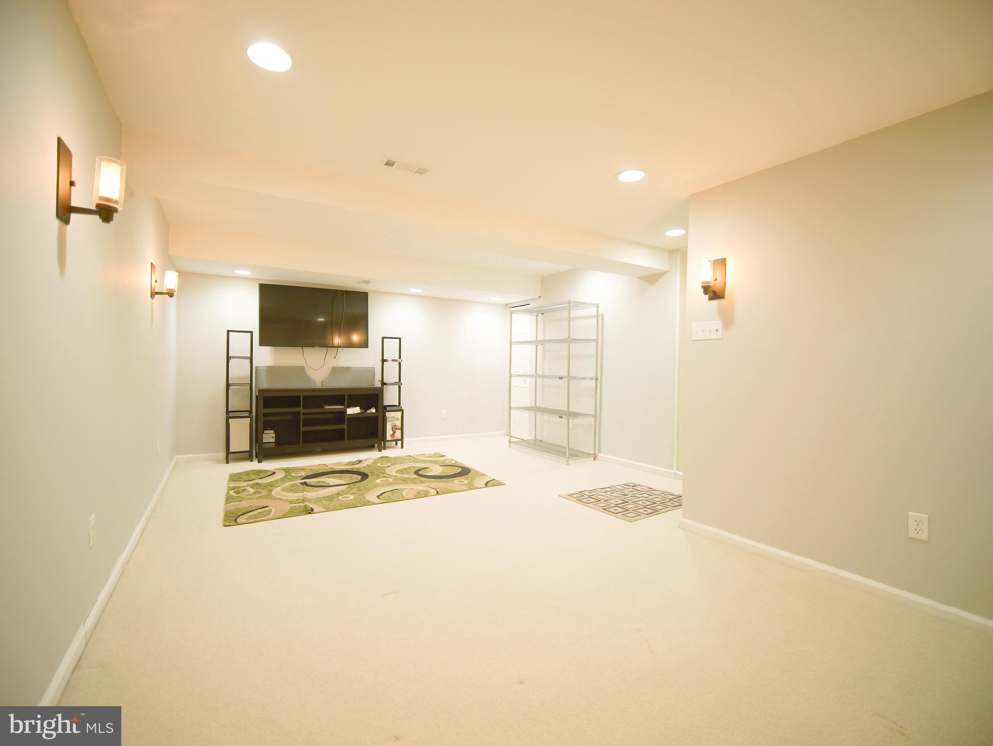 Real estate listing preview #30