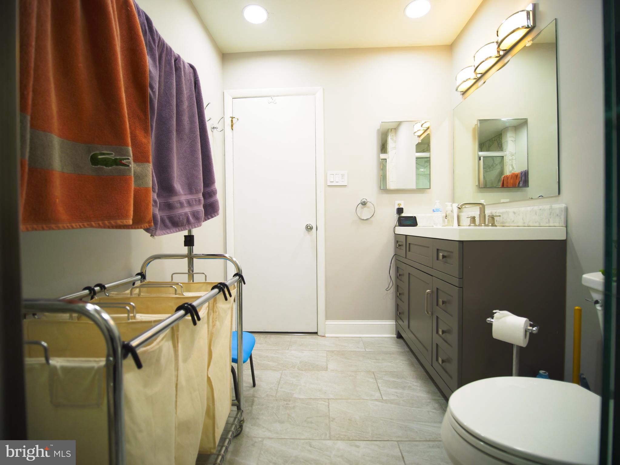 Real estate listing preview #24