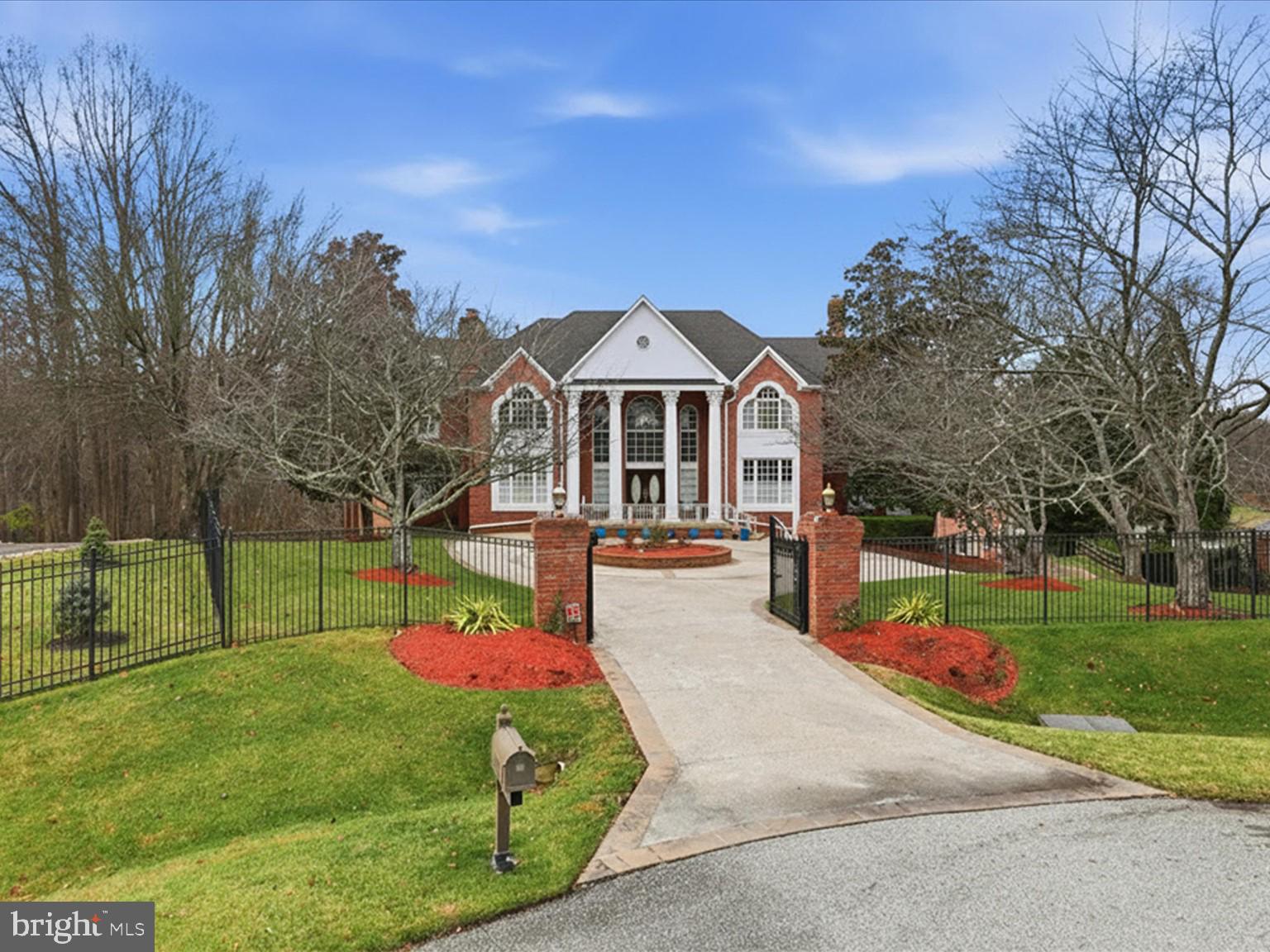 Real estate listing preview #3