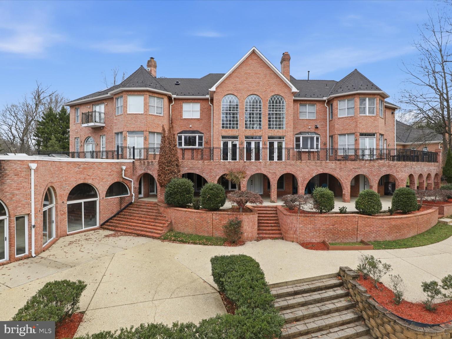 Real estate listing preview #18