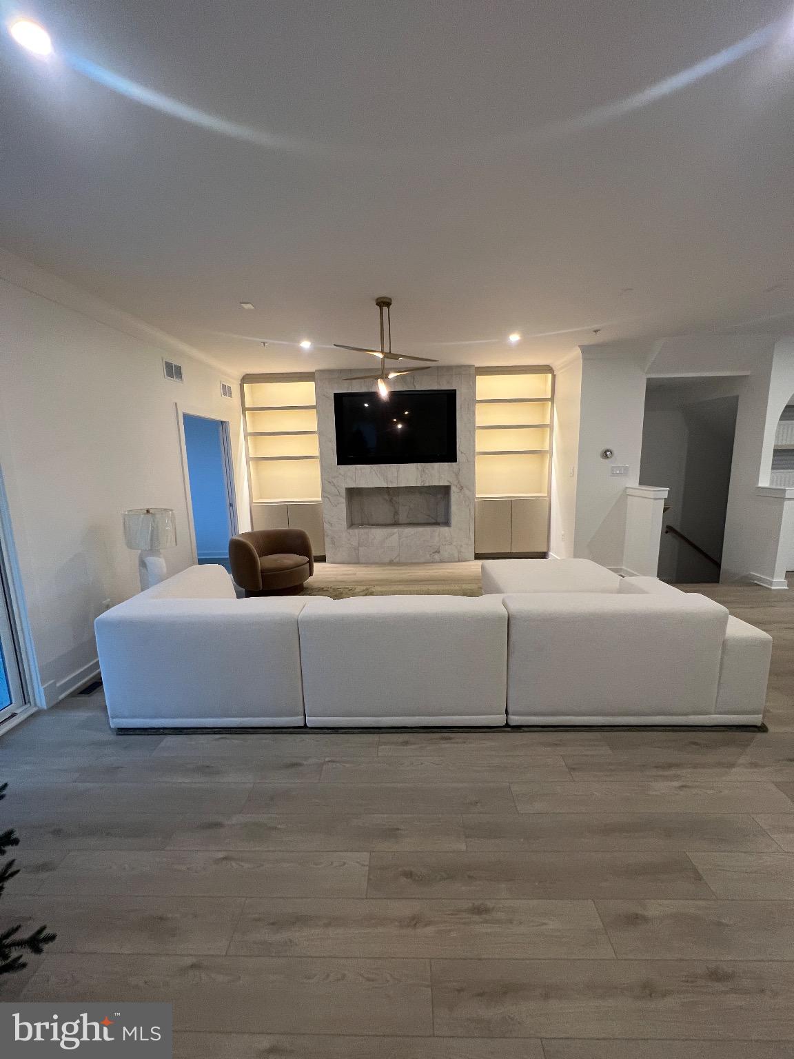 Real estate listing preview #27