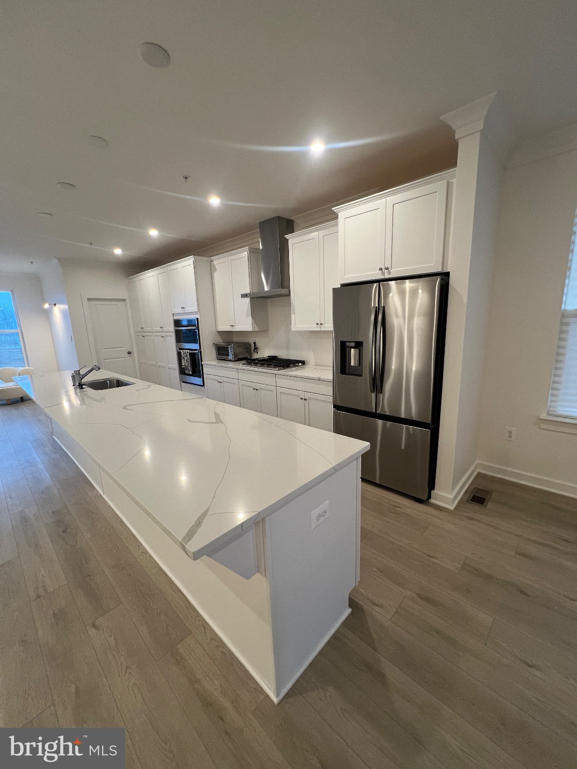 Real estate listing preview #9