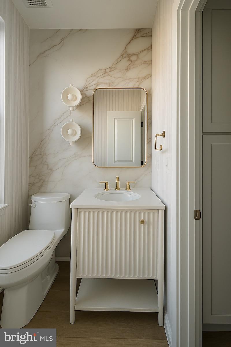 Real estate listing preview #14