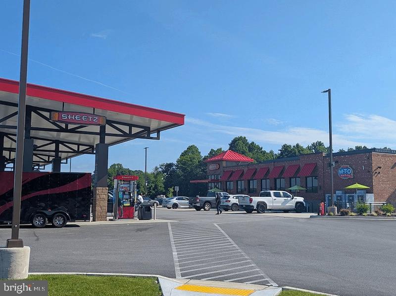 Real estate listing preview #64