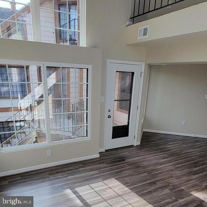 Real estate listing preview #2