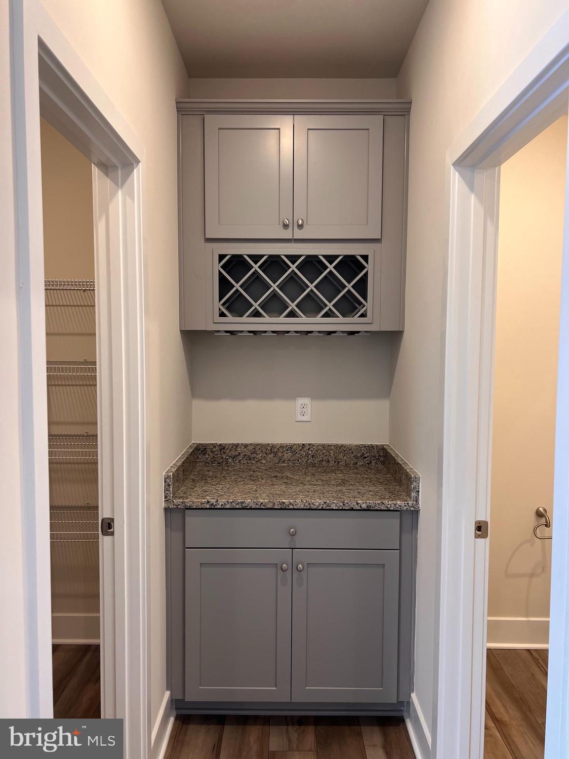 Real estate listing preview #23