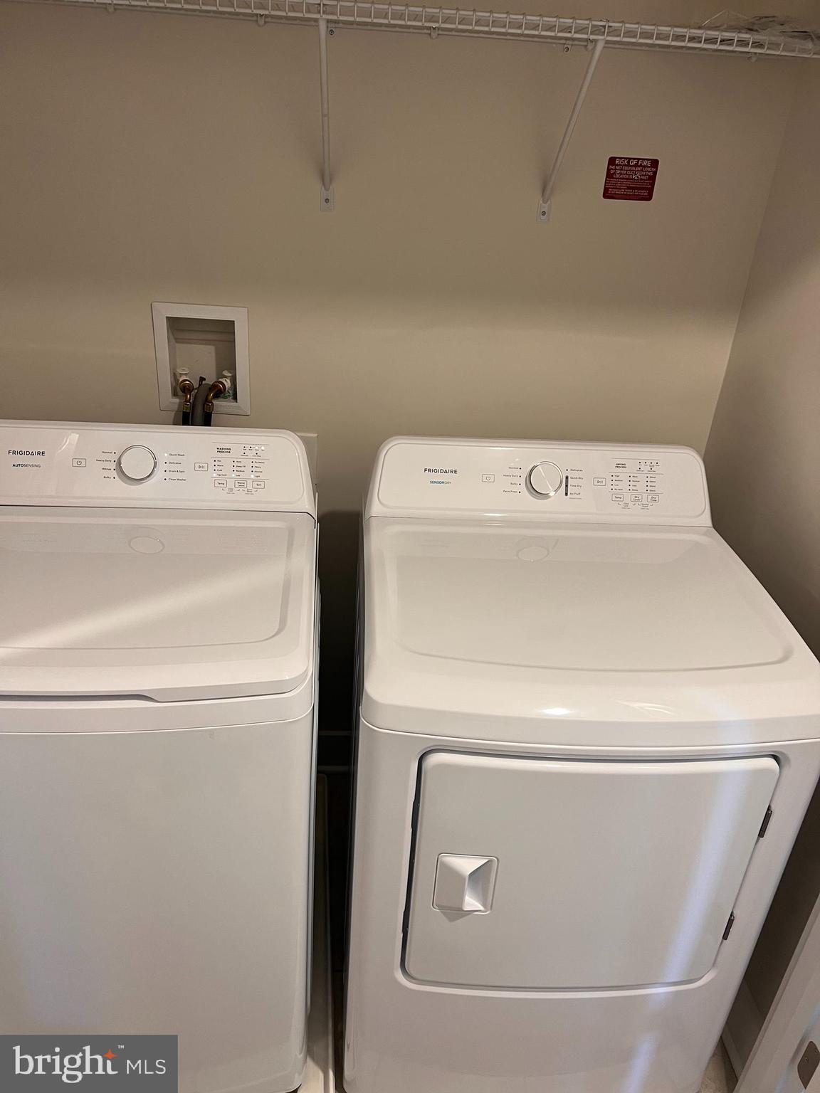 Real estate listing preview #6